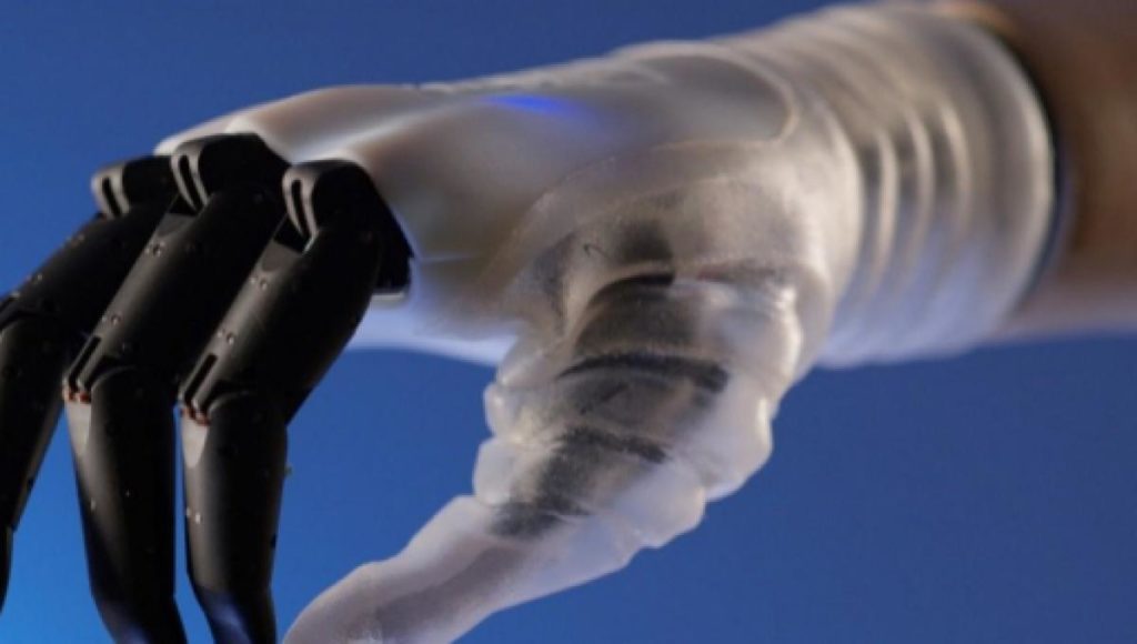 La protesi della mano del futuro