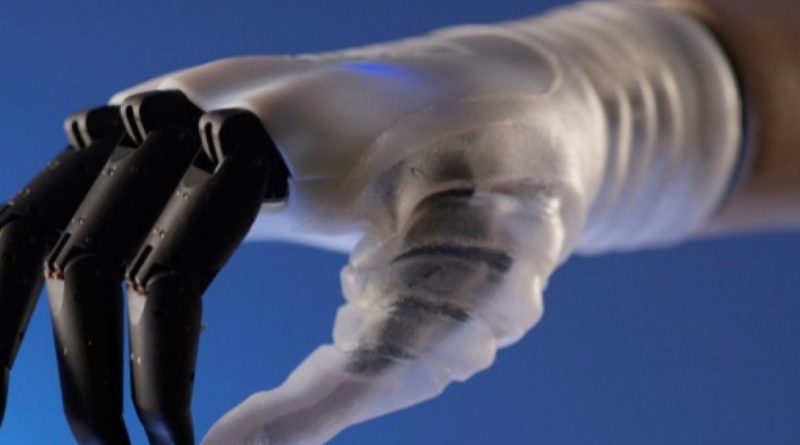 La protesi della mano del futuro