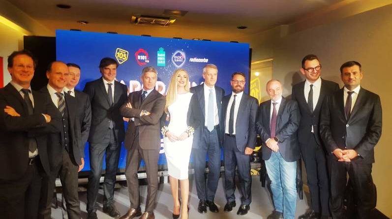 Capodanno 2019 Canale 5 diretta da Bari