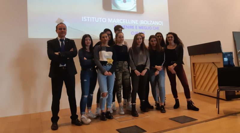 Bolzano scuola contro il cyberbullismo