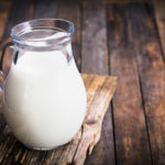 Per il latte fresco non cambierà nulla: dopo 6 giorni sarà scaduto