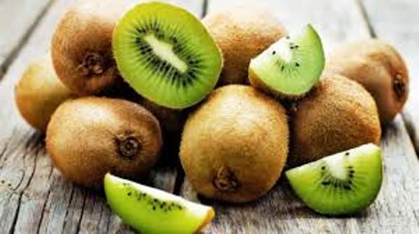 Mangiare kiwi