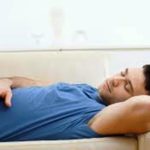 Il pisolino pomeridiano fa bene: ecco perché