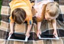 Rapporto tra bambini e schermi digitali