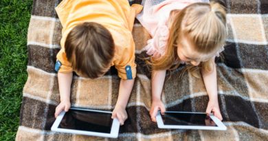 Rapporto tra bambini e schermi digitali