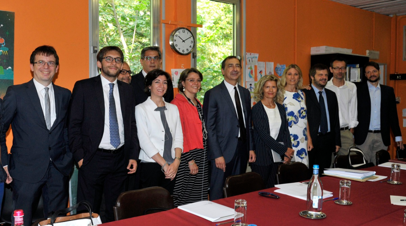 parità di genere nelle comunicazioni ufficiali del Comune di Milano