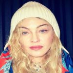 La cantautrice Madonna in lutto a causa del Coronavirus