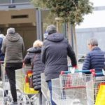 Mascherina obbligatoria al supermercato: c’è l’ordinanza del sindaco di Pietrasanta
