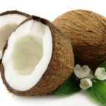Cocco e latte di cocco: proprietà e nutrienti