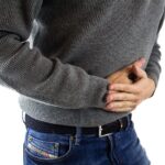 Gonfiore addominale: quali sono le cause e i rimedi