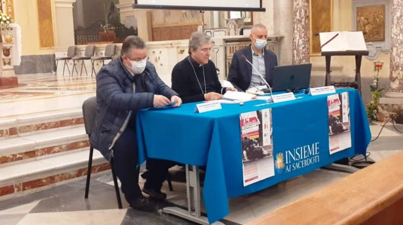Giornata per i poveri - ph diocesi cassano allo jonio