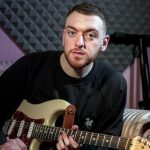 “Memory Lane”, scritto interamente da Ben Cavendish, è la traccia più introspettiva dell’EP