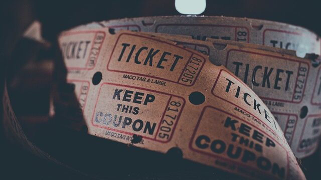cinema - Foto di Igor Ovsyannykov da Pixabay