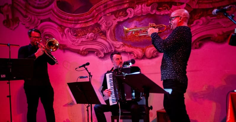 MV Jazz Divino Stabat Mater Ph MauAnd